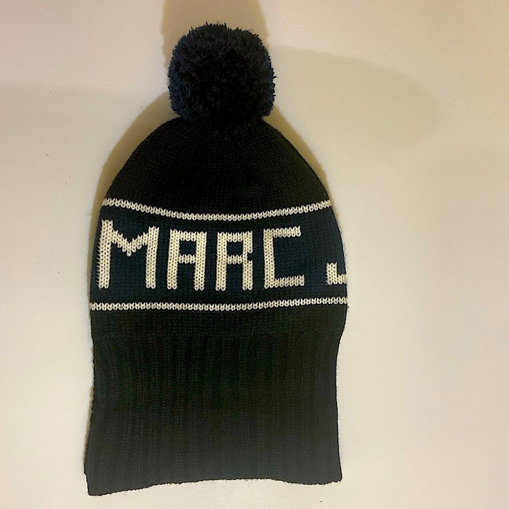 MARC JACOBS,BLACK,BLUE AND CREAM,WINTER KNIT HAT. - Picture 3 of 8